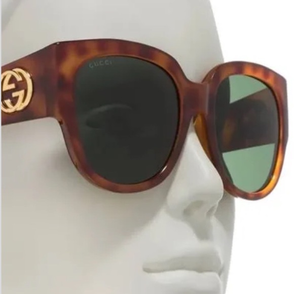 Gucci Sunglasses. Tortoise. Authentic. EC. Case included. 54mm frame. - Picture 14 of 15